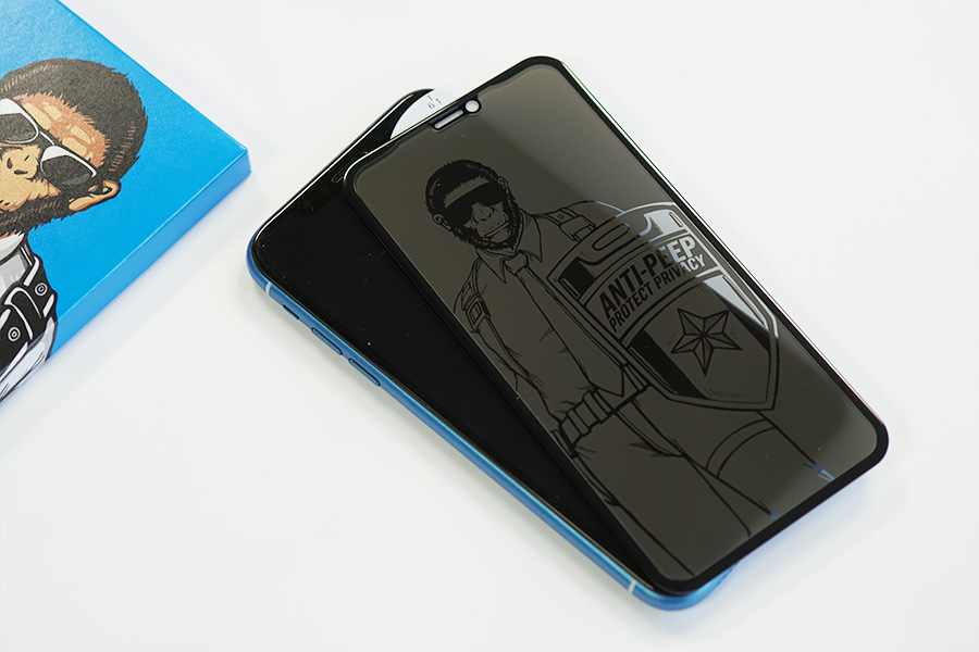 kinh-cuong-luc-blueo-chong-nhin-trom-iphone-xr-11-1