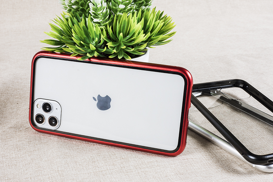 op-lung-kinh -vien-kim-loại-imagnet-cho-iphone-11-pro-max-20.jpg