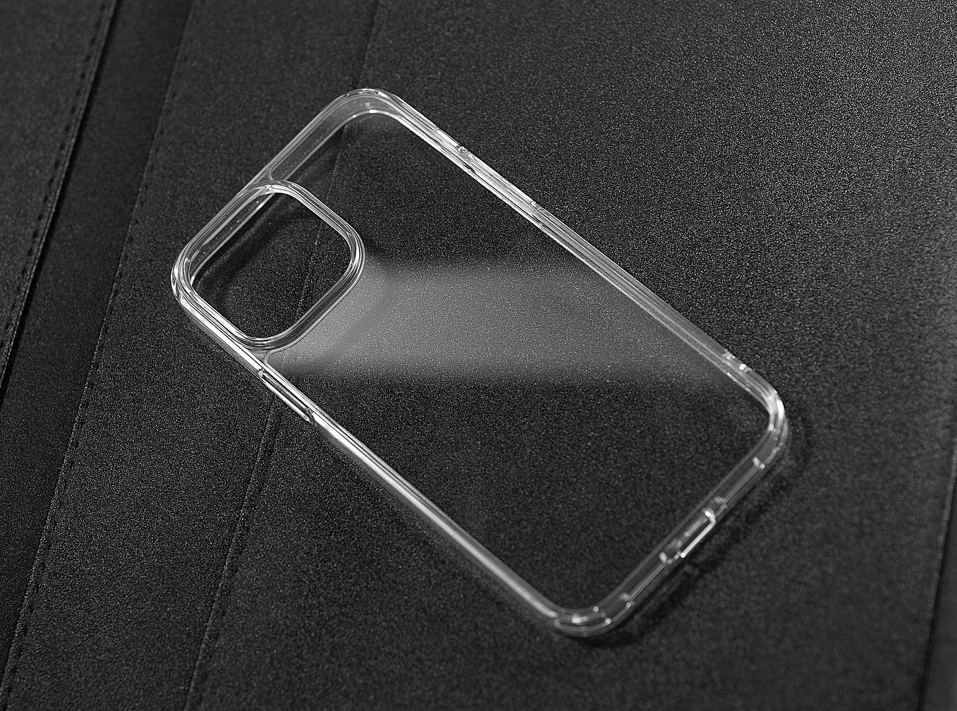 Op-lung-Likgus-Thom-Browne-iPhone-13- PRO-MAX 12 6