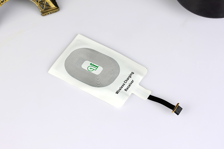 Mieng-dan-sac-khong-day-receiver-chan-Micro-usb-M4.jpg