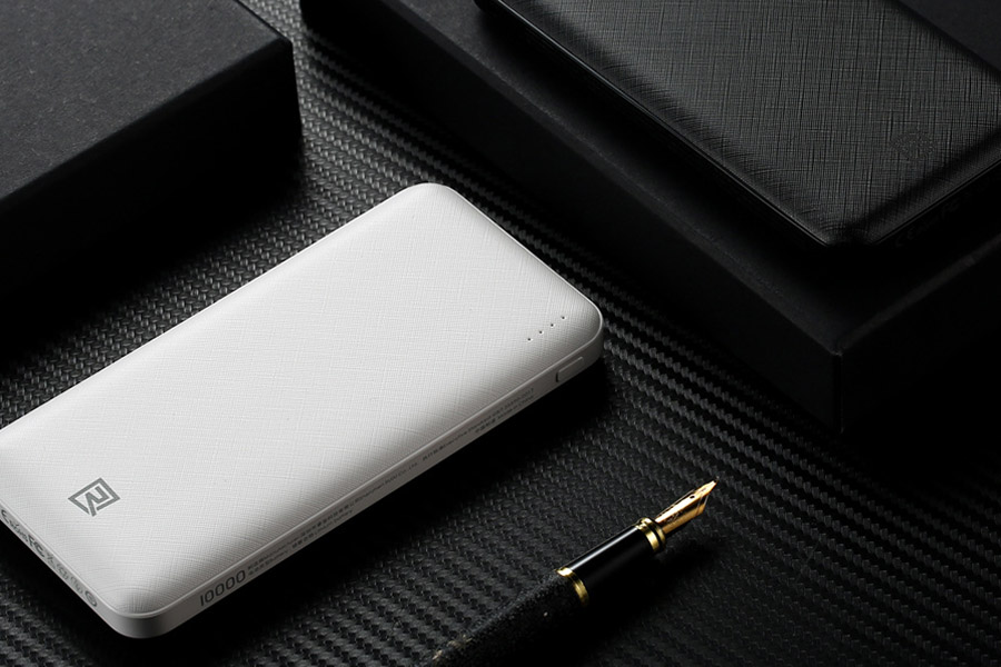 REMAX-Jane-Series-10000mah-2.jpg