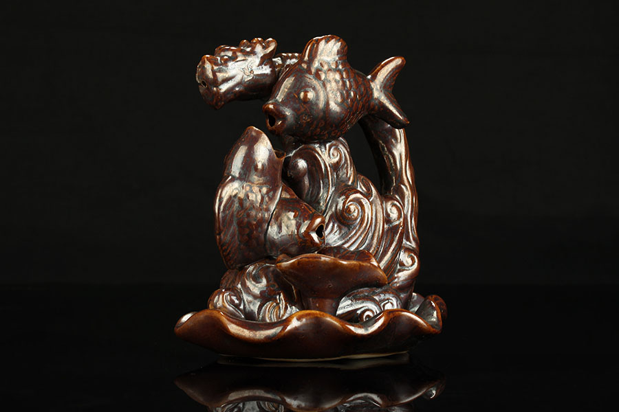 Tuong-ca-chep-vuot-vu-mon-M2.jpg