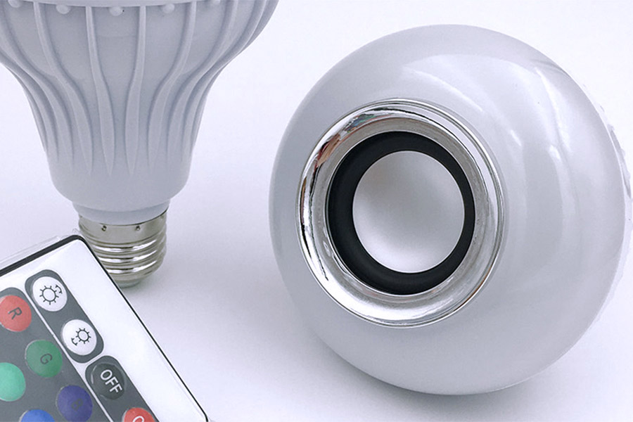 bong-den-led-kiem-loa-bluetooth-M2.jpg