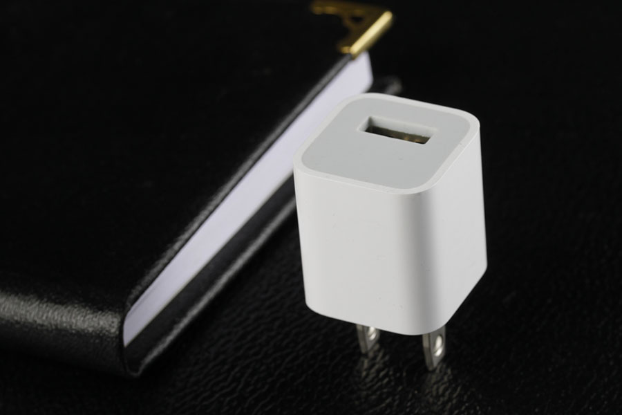 cu-sac-chinh-hang-5v-1a-m4.jpg