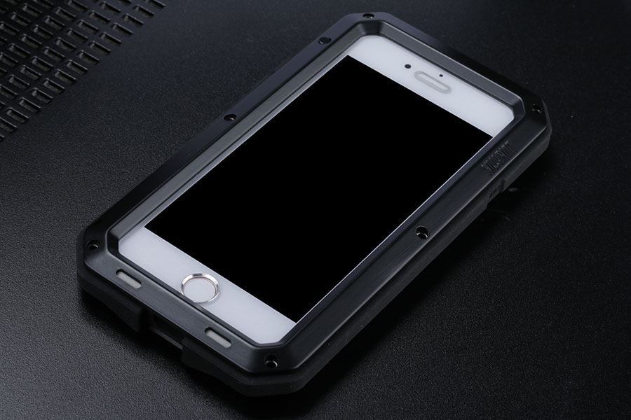 lunatik-iphone-7-m1.jpg