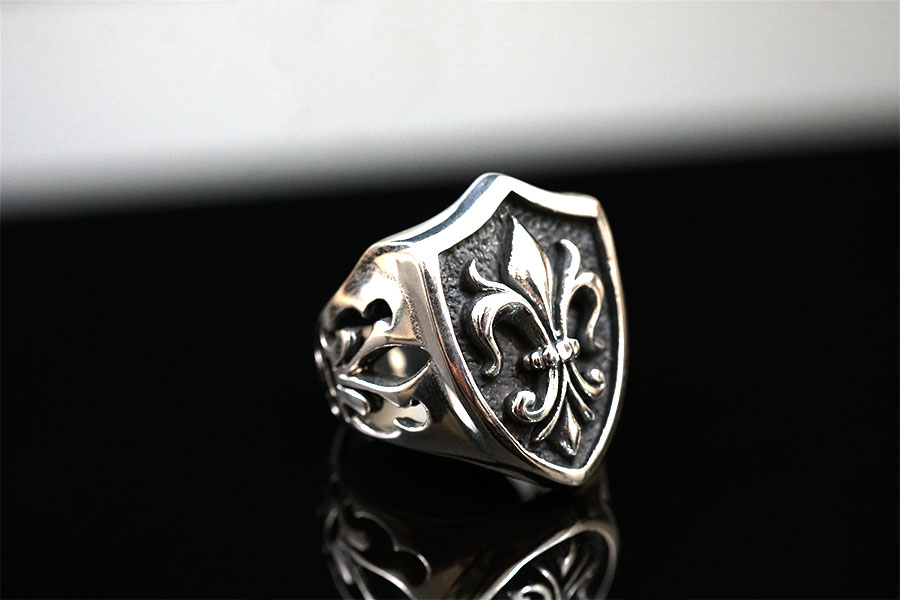 nhan-chrome-heart-6.jpg
