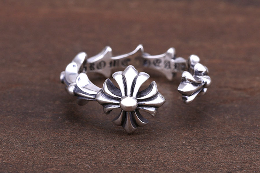 nhan-chrome-heart-mn12-212.jpg