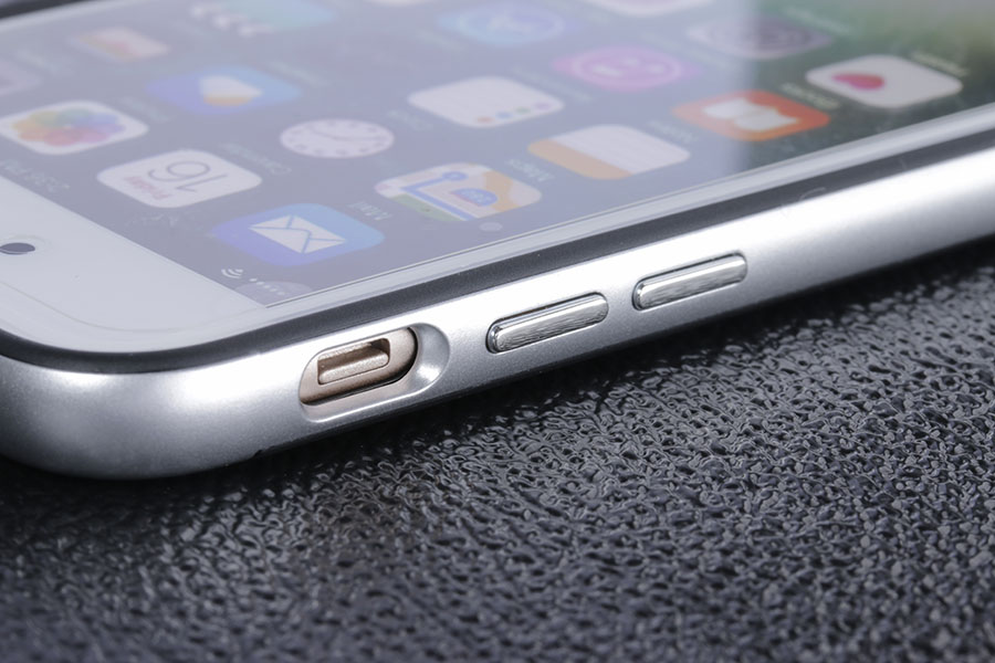 op-lung-ipaky-iphone-7-phim-bam-noi.jpg