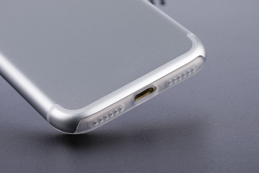 op-lung-kim-loai-YED-iphone-7-ho-loa.jpg