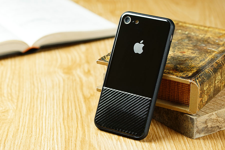 op_lung_rich_kid_dubai_iphone_7_8_mau black.jpg
