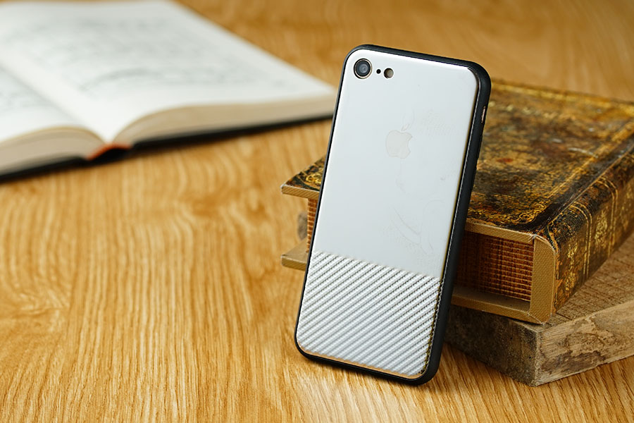 op_lung_rich_kid_dubai_iphone_7_8_mau silver.jpg
