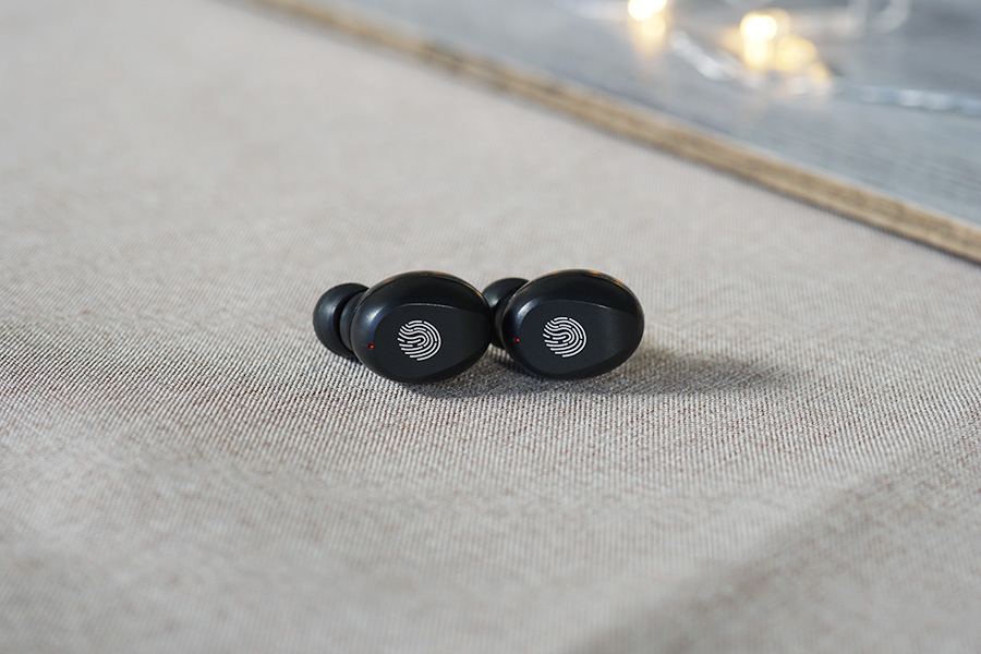 tai -nghe-bluetooth-4in1-f7.-13.jpg